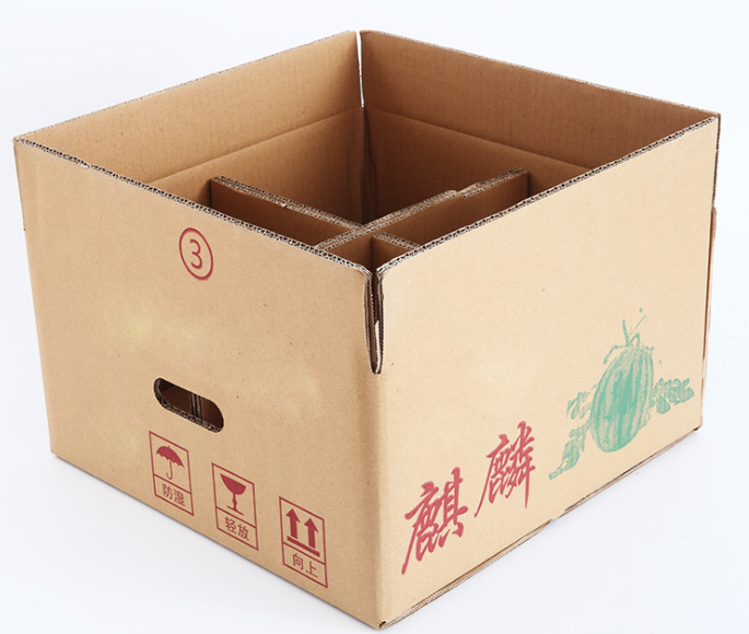 鄭州包裝加工廠告訴你：果蔬批發(fā)市場(chǎng)關(guān)于西瓜包裝紙箱的“套路”